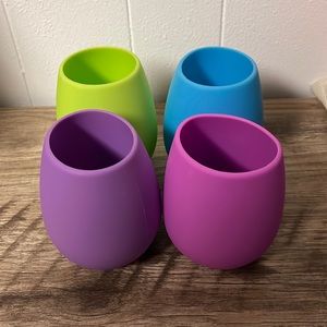 Silicone wine cups